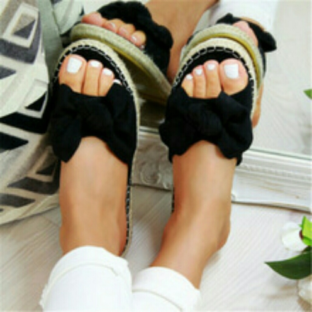 bow tie slides